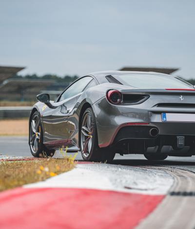 Ferrari 488 GTB Ferrari 488 GTB